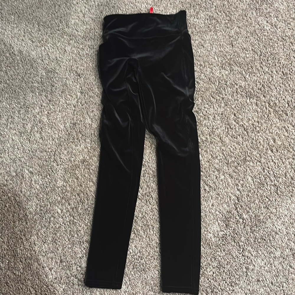 Spanx velvet leggings